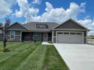 1451 Spring Mountain Dr, Columbia, MO 65201