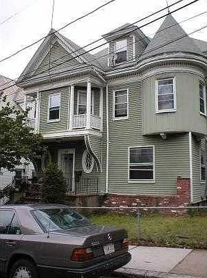 Gordon St