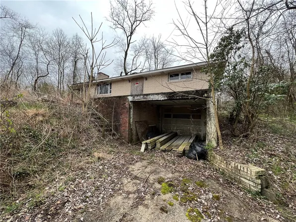 311 Bunola River Rd, Bunola, PA 15020