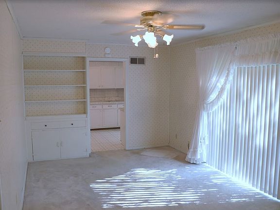 4th image of 1537 Heathcliff Dr