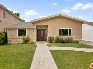 12247 Hatteras St, Valley Village, CA 91607