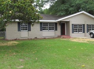 121 Kingsnoll Dr, Warner Robins, GA 31093