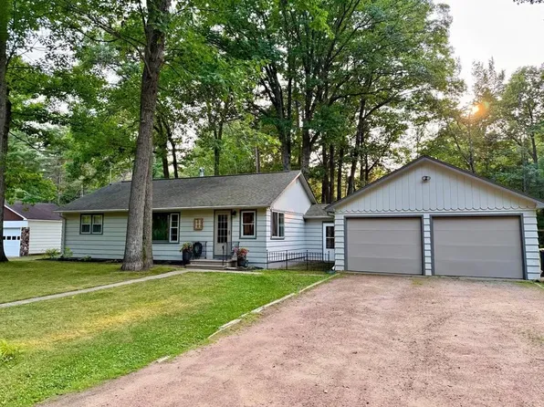 695 Meta Lake Rd, Eagle River, WI 54521