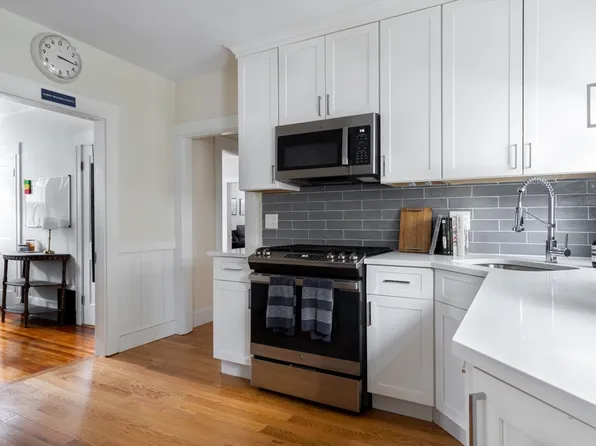 7 Connecticut Ave #1, Somerville, MA 02145