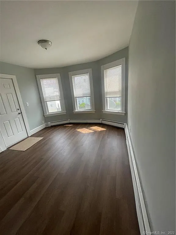 2 bed, 2265 sqft, $1,700 — Photo 4