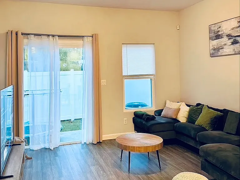 8121 Cheryl Ann Ln — Photo 11