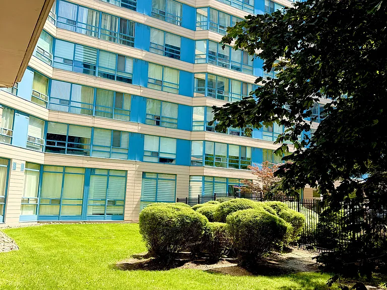 250 Webb Dr #104 — Photo 13