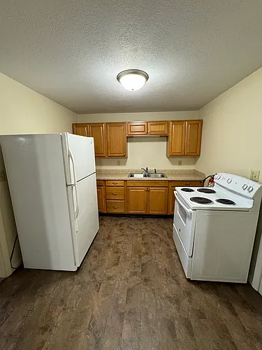 63 E Hill St #63 Photo 1