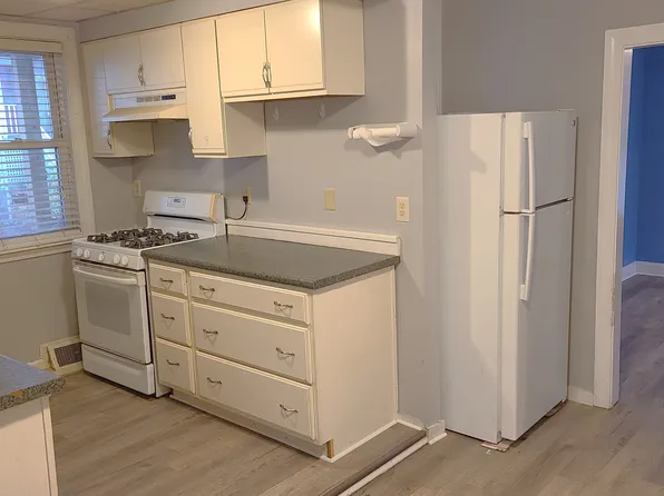501 Massabesic St #A, Manchester, NH 03103