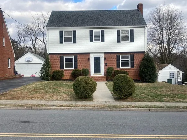 516 N Market St, Salem, VA 24153