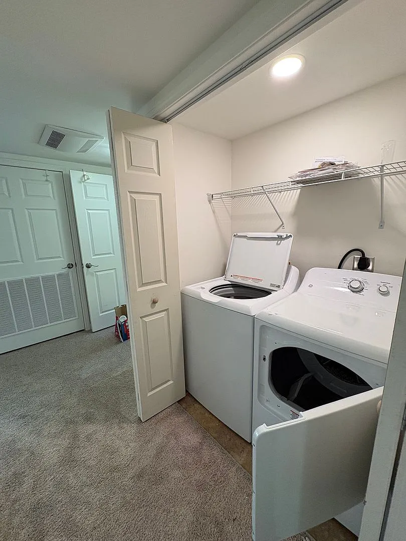 24 Jersey Way (16 Unit Building) — Photo 2