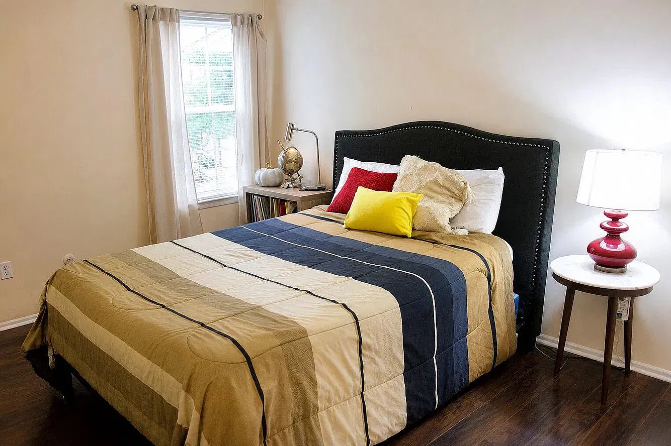3 bed, 1646 sqft, $2,500 — Photo 4
