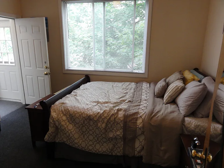 126-128 Vernal St #3 — Photo 6