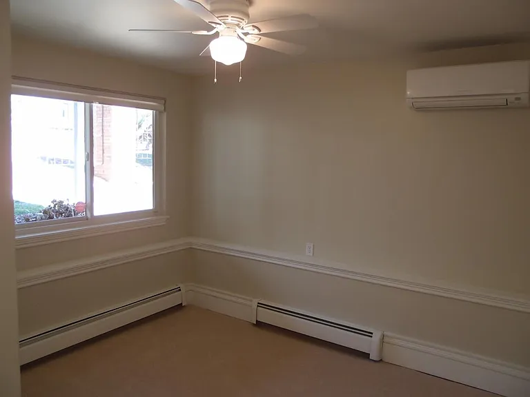 1999 Beacon Ct — Photo 10