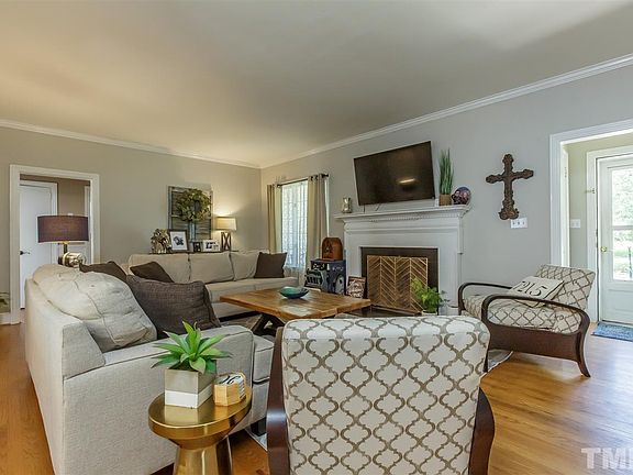 4th image of 501 Fountain Pl