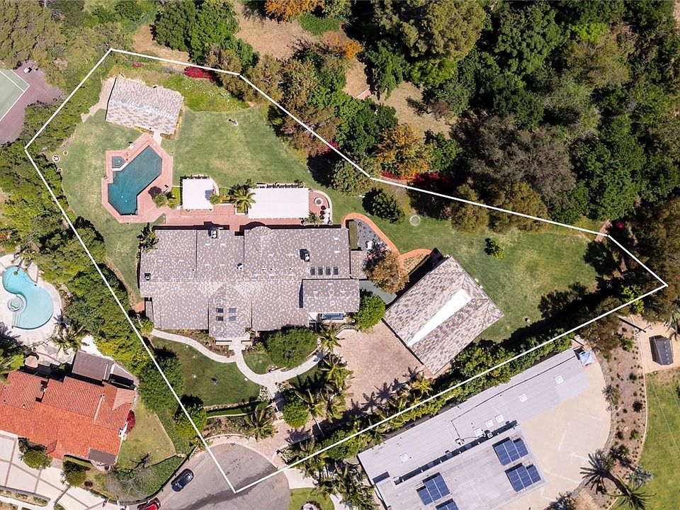 1st image of 1422 Bella Vista Dr