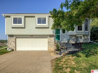 2824 N 200th Ave, Elkhorn, NE 68022