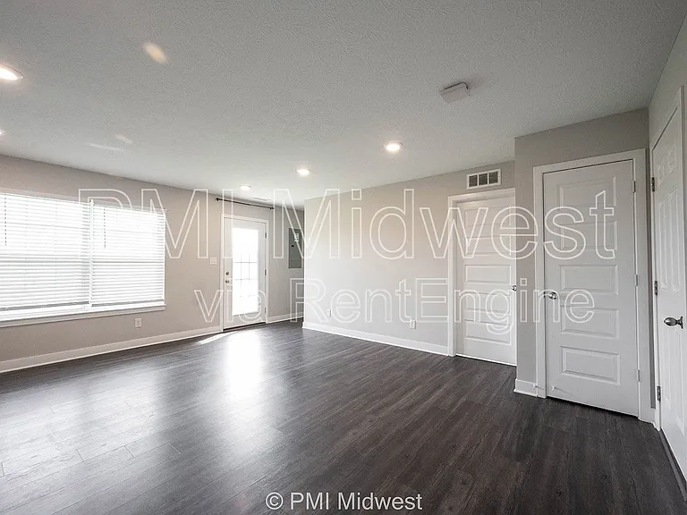 7278 Zanesville Rd — Photo 6