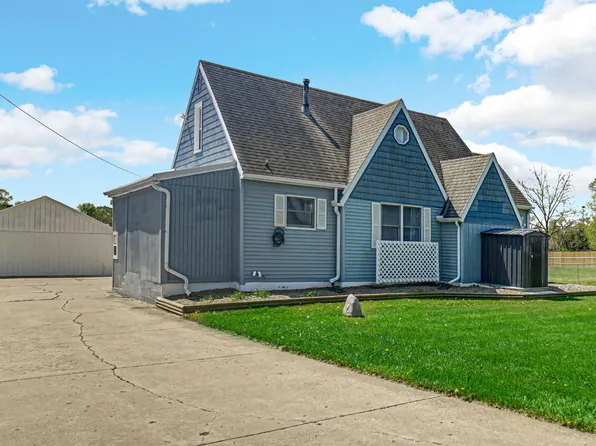 324 W Johnson Rd, La Porte, IN 46350