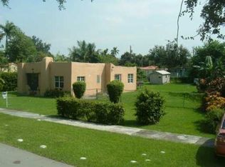 465 De Leon Dr, Miami Springs, FL 33166