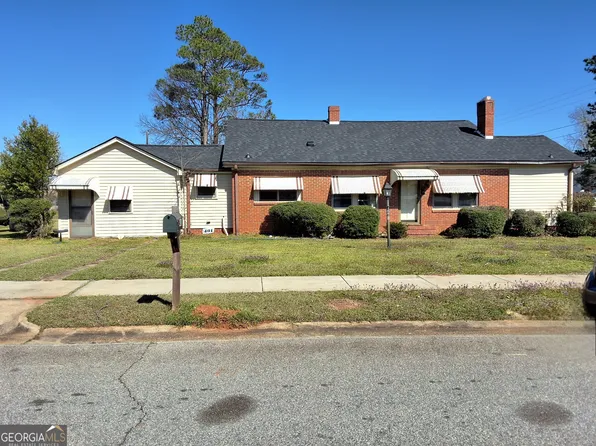 401 10th St, Louisville, GA 30434