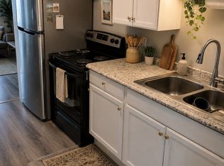 60 Pulaski St #1, Ware, MA 01082