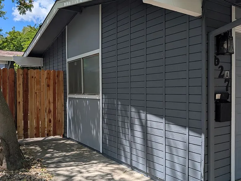 627 Arthur St — Photo 1