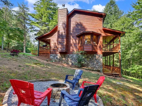2824 Pat Colwell Rd, Blairsville, GA 30512
