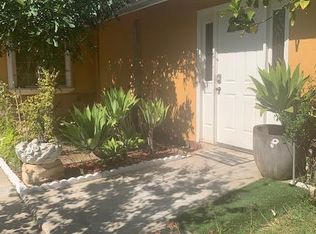 23007 Saticoy St, Canoga Park, CA 91304