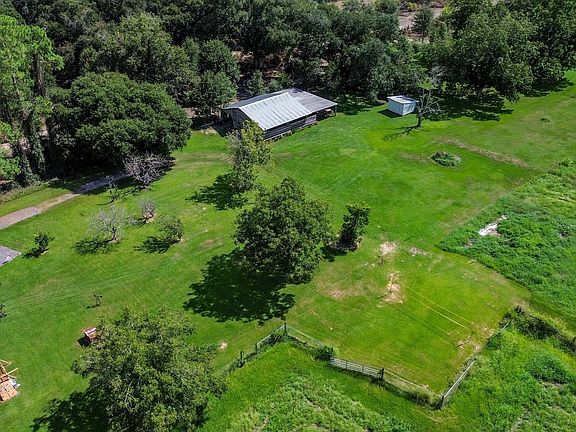 2nd image of 4961 Verot School Rd