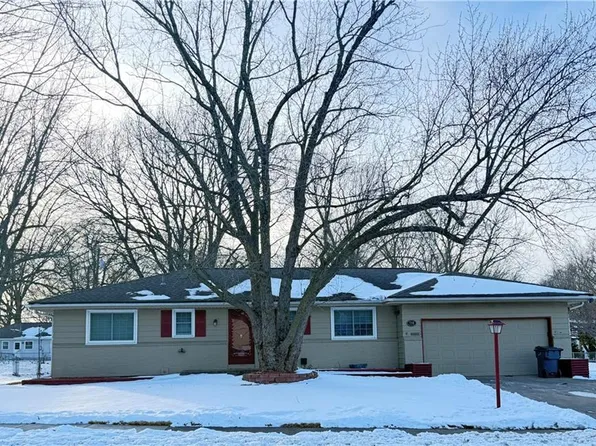 713 S Sunset Dr, Olathe, KS 66061