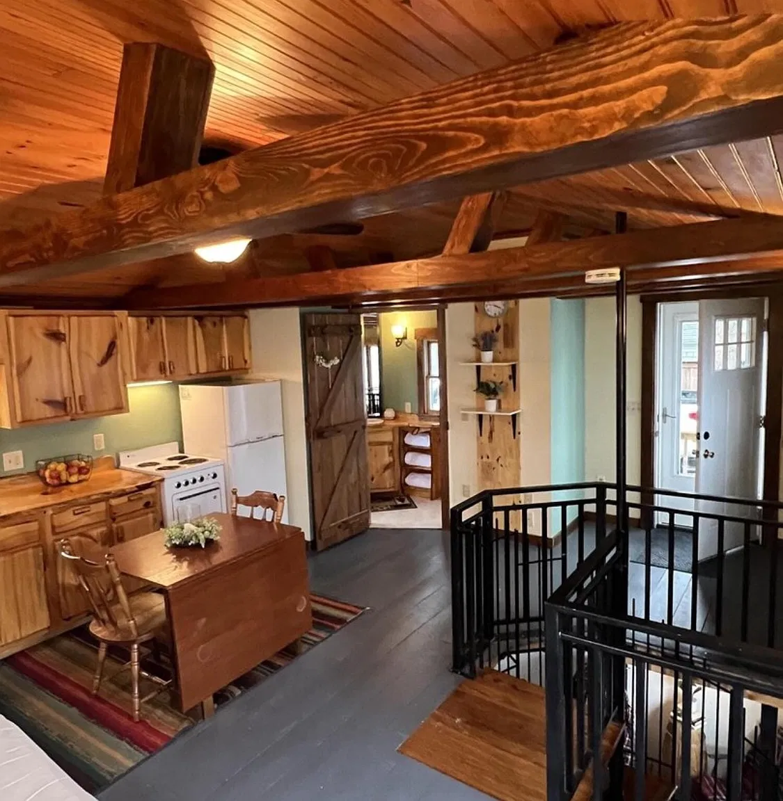 1 bed, 600 sqft, $2,000 — Photo 2