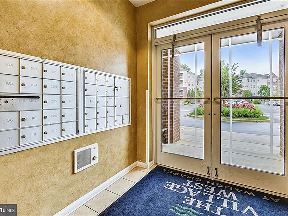 3rd image of 2606 Chapel Lake Dr APT 404