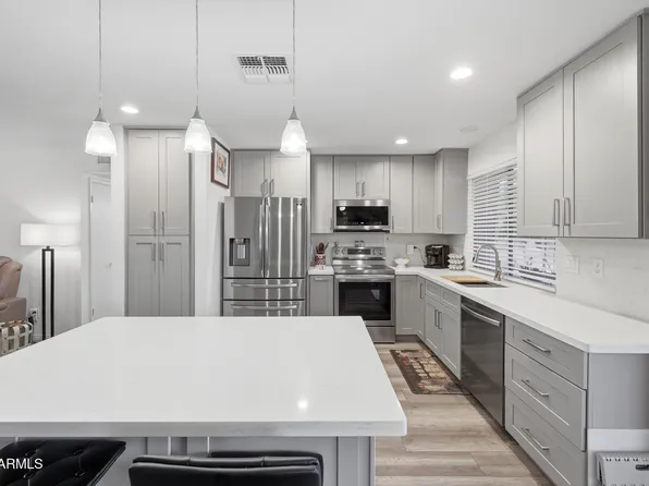 8216 N 103rd Drive, Peoria, AZ 85345