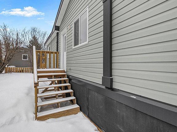 3rd image of 305 Calahoo Rd #184