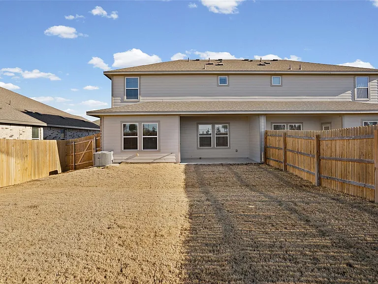 18517 Cremello Dr #B — Photo 12