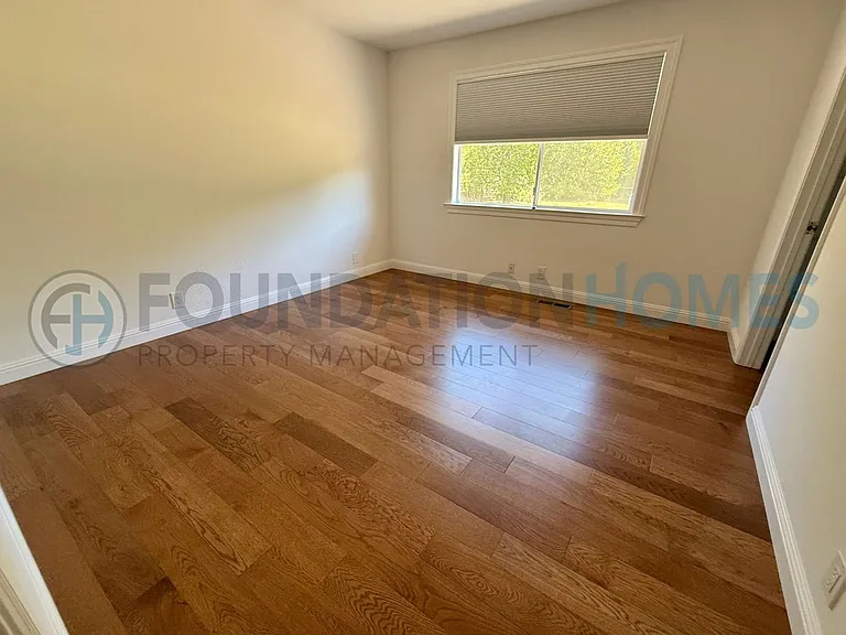 742 McClay Rd — Photo 11