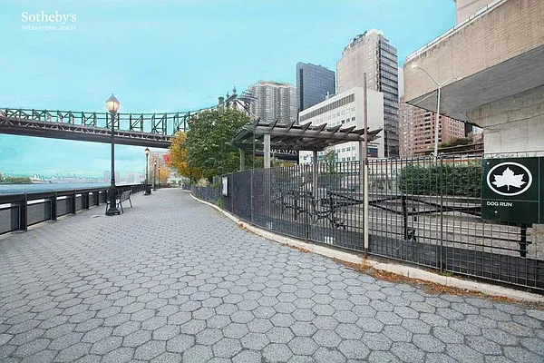 Sold by Sotheby's International Realty | media 27