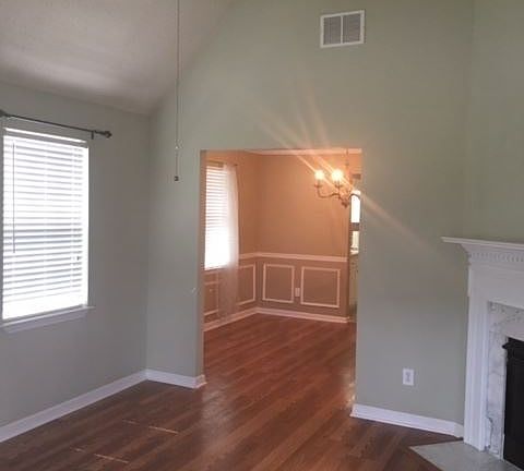 3rd image of 52 Pointe North Dr