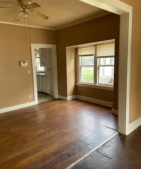 328 S Osage St — Photo 9