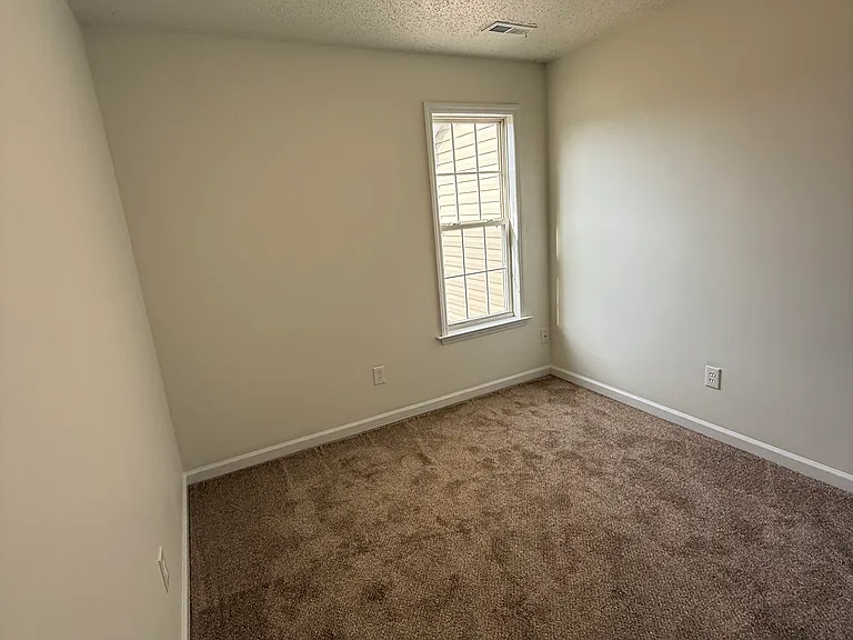 103 Wimbledon Ct — Photo 49