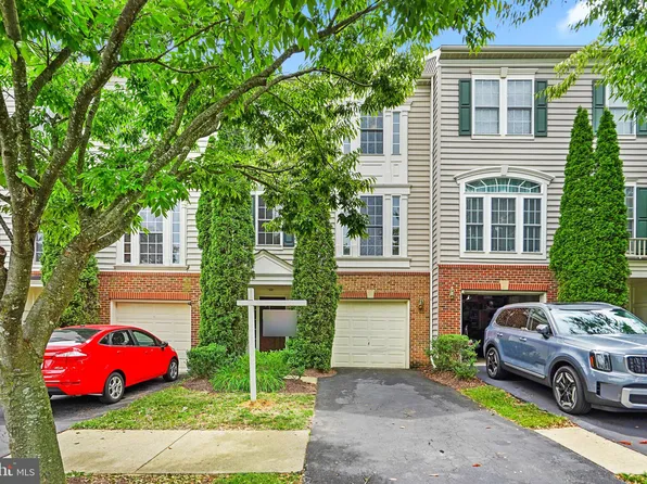 17 Chatterly Ct, Germantown, MD 20874