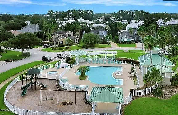 2891 Saint Maarten Ct — Photo 27