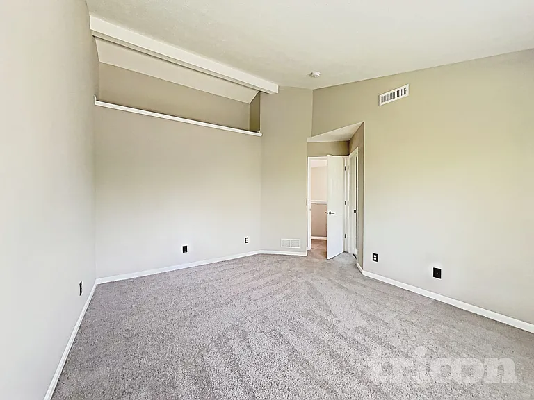 3210 Crestwell Dr — Photo 10