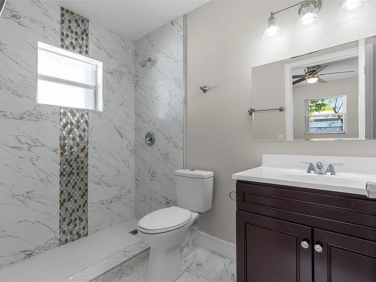 2171 NW 29th Ave — Photo 19