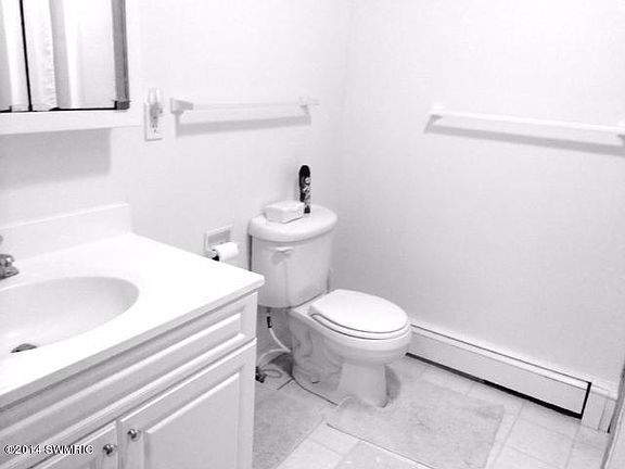 5th image of 9126 Woodland Dr #1