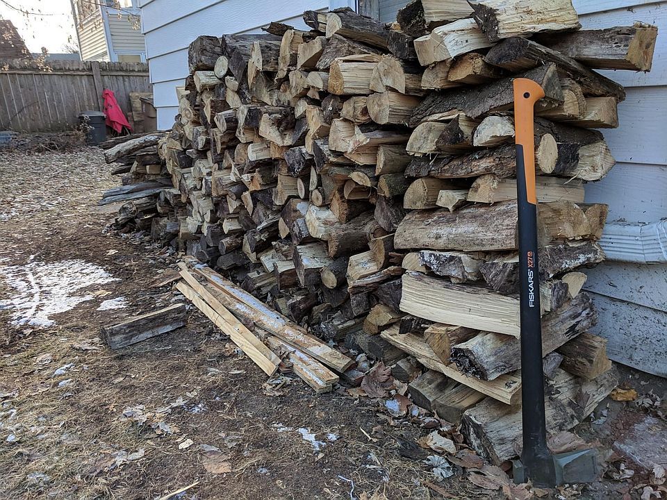2nd image of 2245 Winnebago St #1