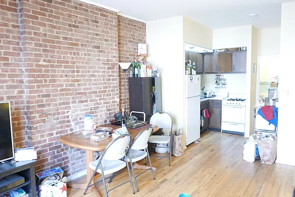 Rented by JK Dansar Corp | media 5