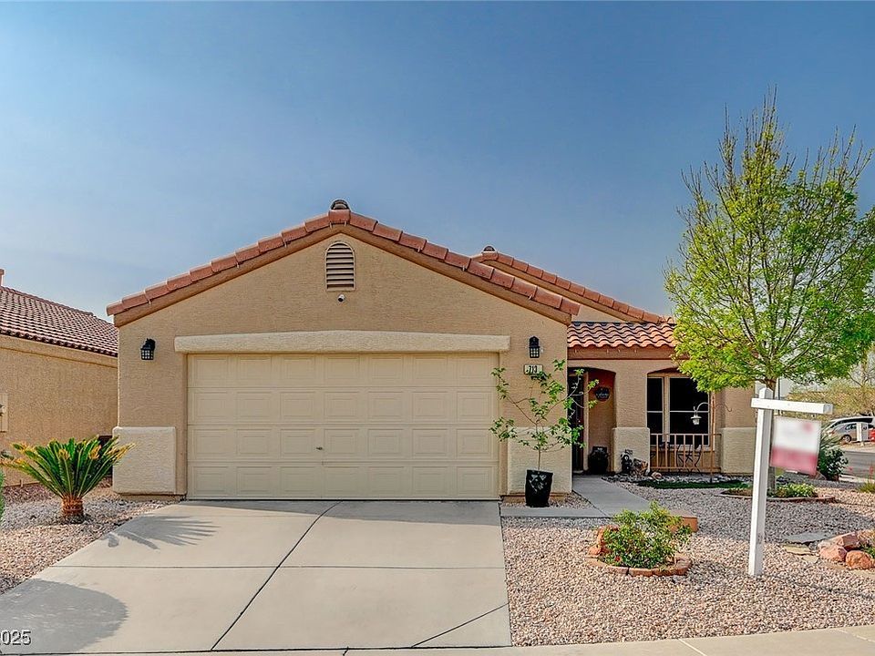 1st image of 713 Salt Flats Cir