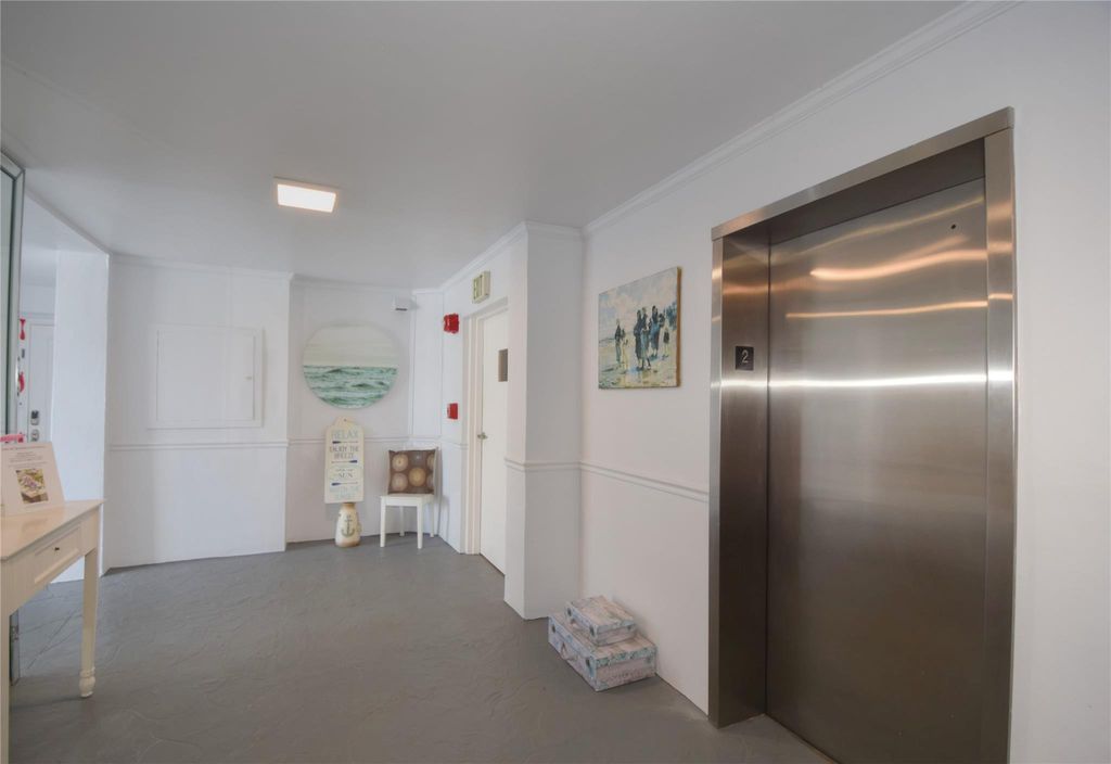 1012 N Ocean Boulevard #204, photo 5